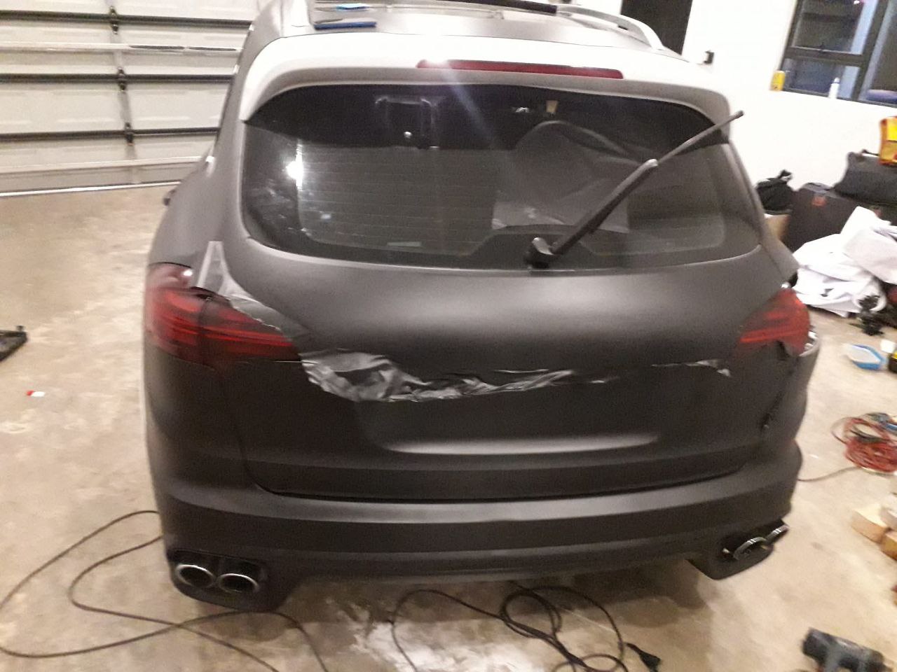 Porsche Cayenne Rear Wider Angle - Color Change Wrap